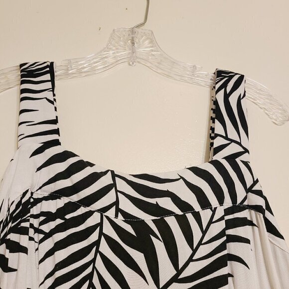 Vince Camuto | Palm Print Square Neck Sleeveless Maxi Dress (Size 1X) - Picture 4 of 11